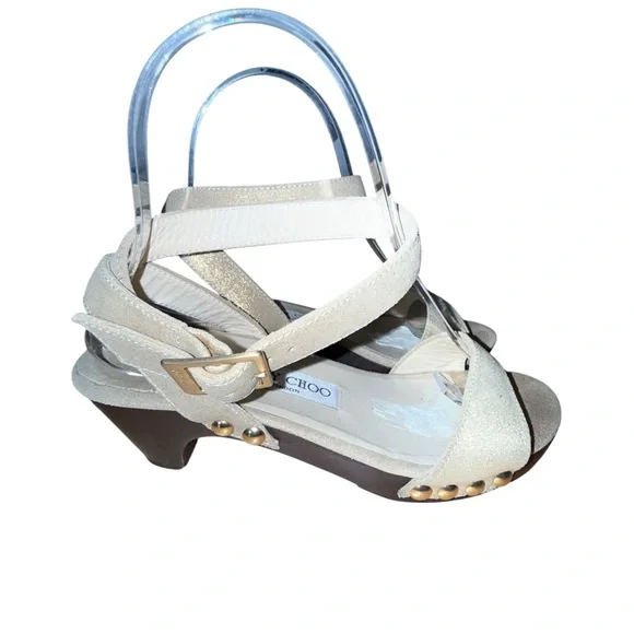 Jimmy Choo Cream and Gold Sandals with Chic Design - Picture 3 of 6
